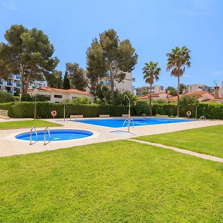 Apartment Uhc Aqua Family Complex Salou