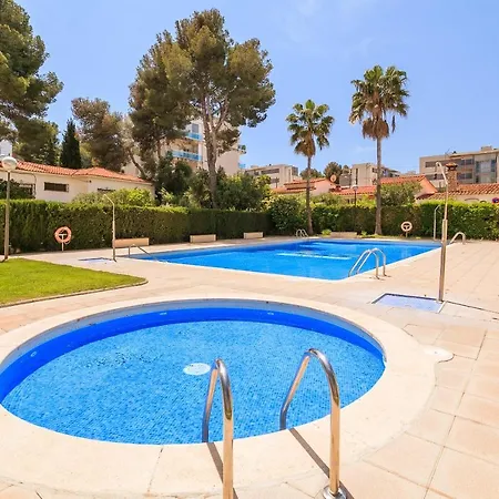Uhc Aqua Family Complex Apartment