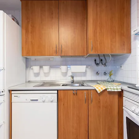 Uhc Aqua Family Complex Apartment *